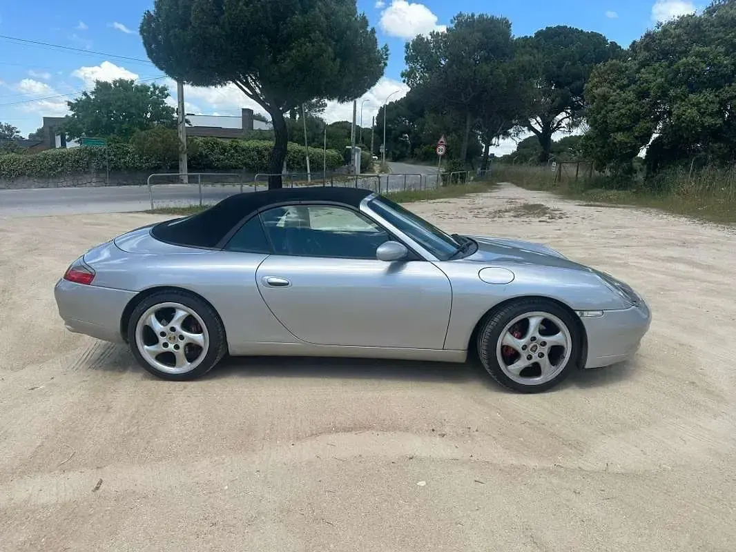 Usado Porsche 911 Carrera Cabriolet 320 CV (235 kW) 2001 Gris Descapotable