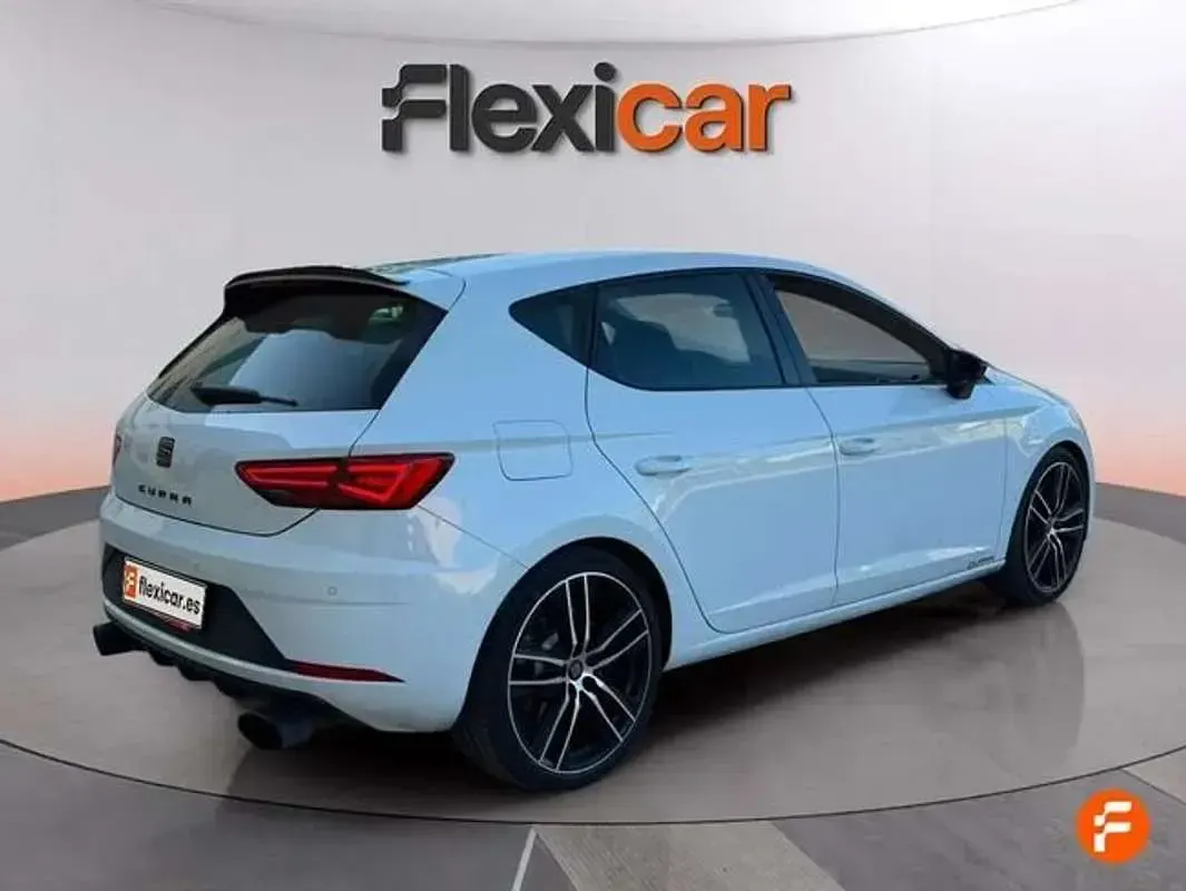Usado Seat Leon ST CUPRA 290 CV (213 kW) 2019 Blanco Familiar