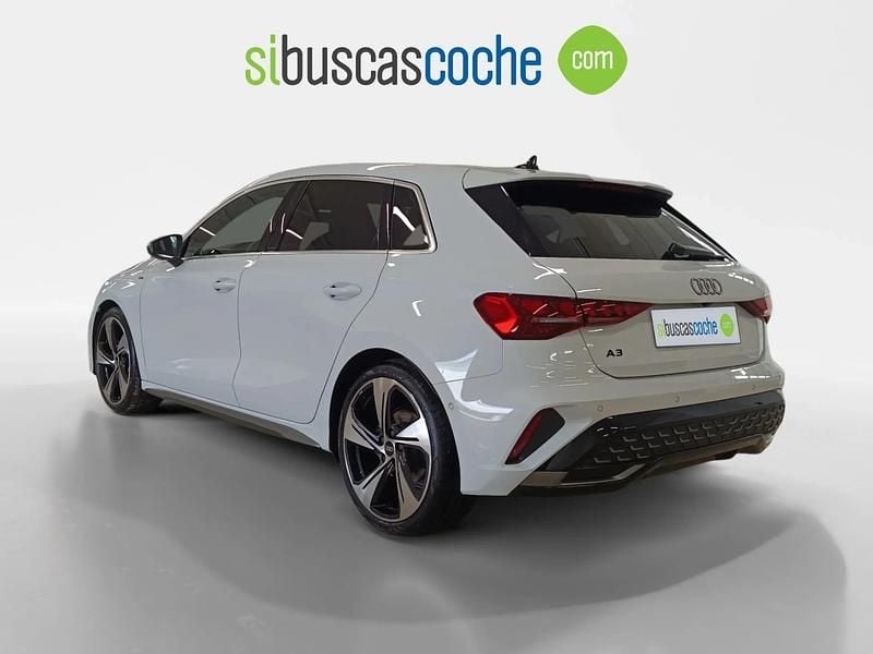 Usado Audi A3 150 CV (110 kW) 2020 Negro Berlina