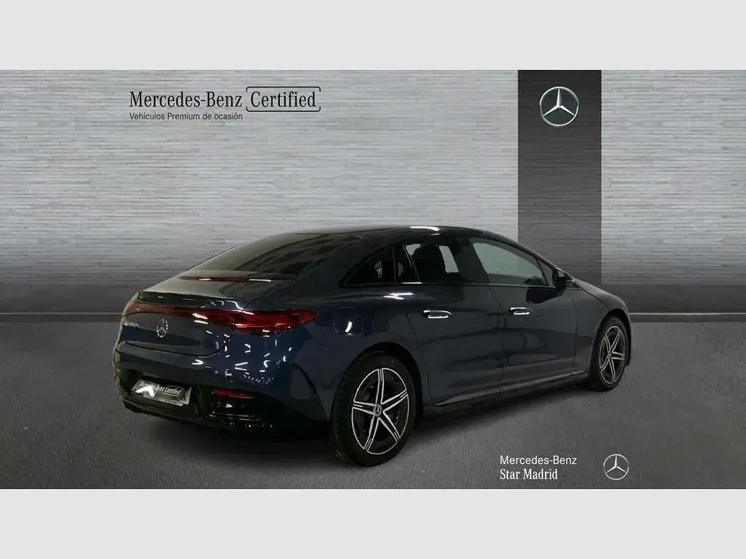 Usado Mercedes EQE350 AMG 235 kW (320 CV) 2026 Azul Berlina