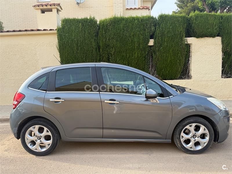 Gris / plata Usado 2011 Citroën C3 SELECTION Utilitario | 5500 € (Precio justo) - Imagen 1/4