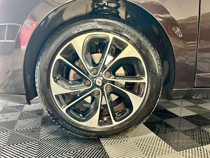 Usado Renault Mégane GrandTour Bose Edition 130 CV (95 kW) 2015 Marrón Familiar