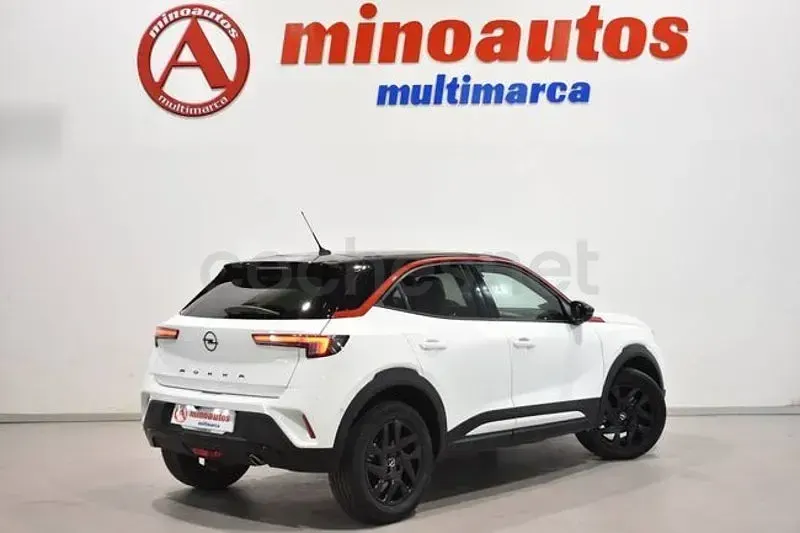Usado Opel Mokka GS Line 110 CV (80 kW) 2022 Blanco SUV