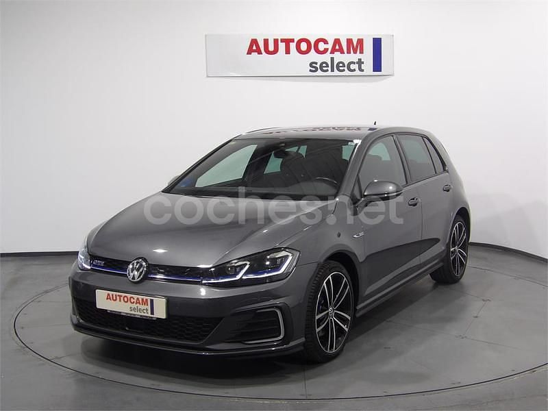 Gris / plata Usado 2020 VW Golf VII GTE Berlina | 22.990 € (Precio justo) - Imagen 1/4