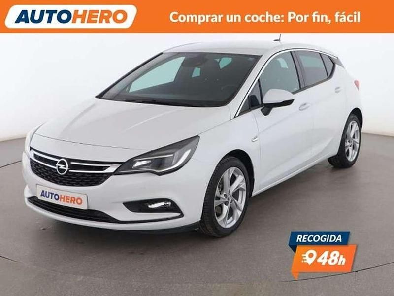 Usado Opel Astra Dynamic 126 CV (92 kW) 2018 Blanco Berlina