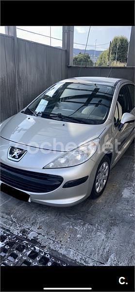 Usado Peugeot 207 75 CV (55 kW) 2009 Beige Berlina
