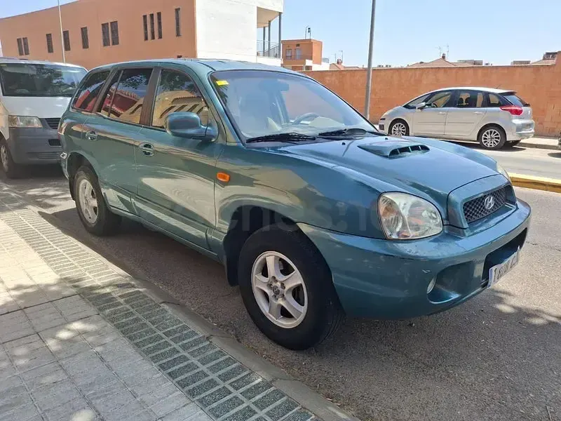 Usado Hyundai Santa Fe GLS 112 CV (82 kW) 2003 Azul SUV