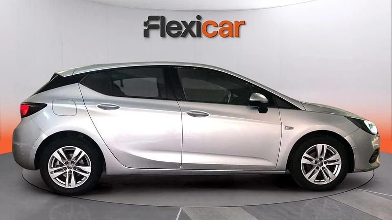 Usado Opel Astra GS Line 131 CV (96 kW) 2019 Gris Berlina