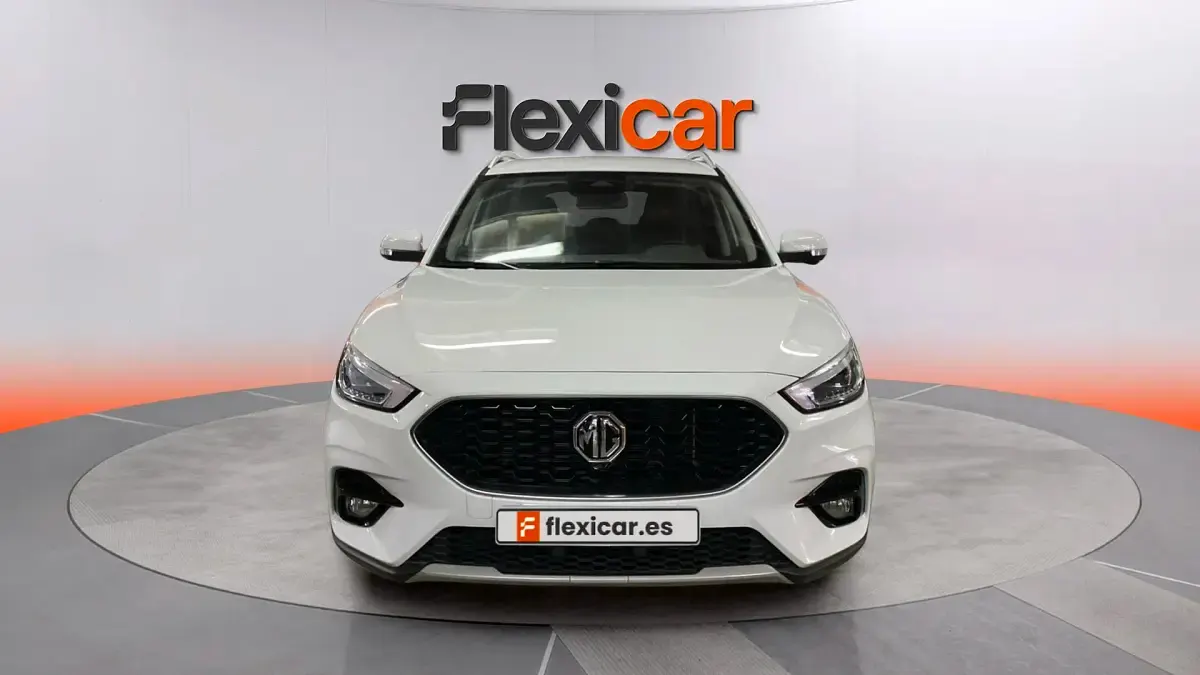Usado MG ZS Luxury 106 CV (77 kW) 2024 Blanco SUV