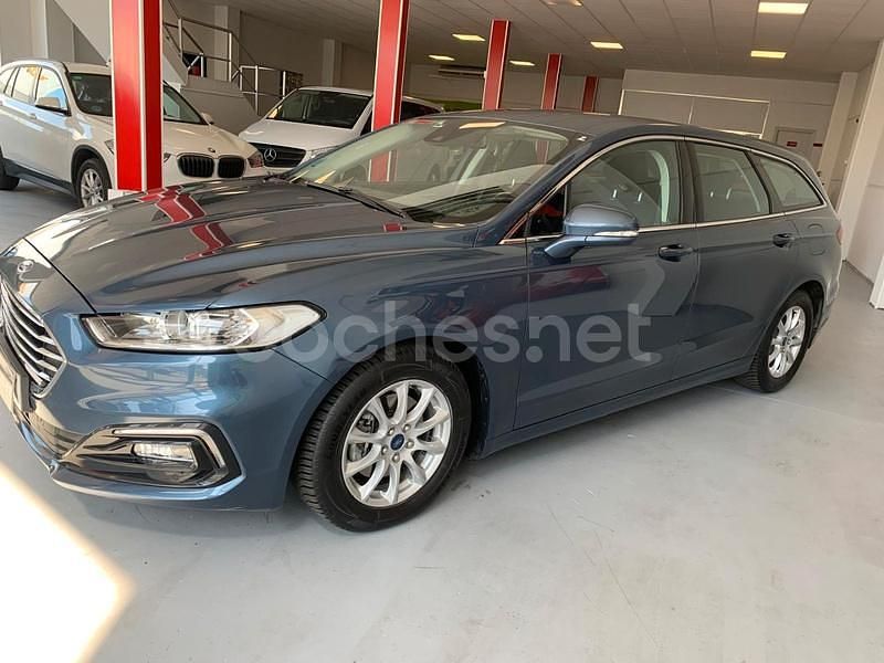 Usado Ford Mondeo Trend 150 CV (110 kW) 2019 Azul Familiar