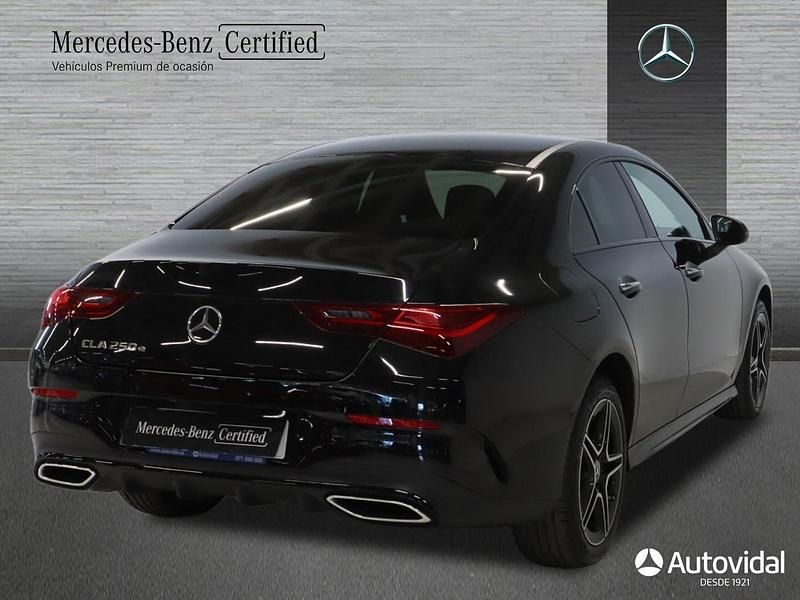 Usado Mercedes CLA250e AMG line 218 CV (160 kW) 2024 Negro Berlina