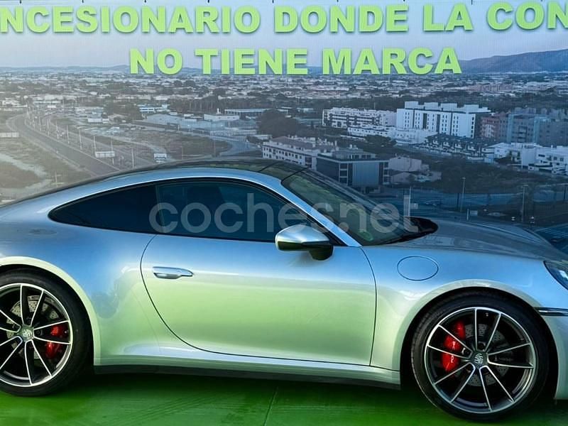 Usado Porsche 911 Carrera 385 CV (283 kW) 2023 Gris / plata Coupe
