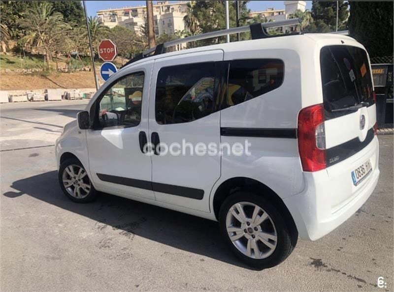 Usado Fiat Qubo Trekking 75 CV (55 kW) 2013 Blanco Monovolumen