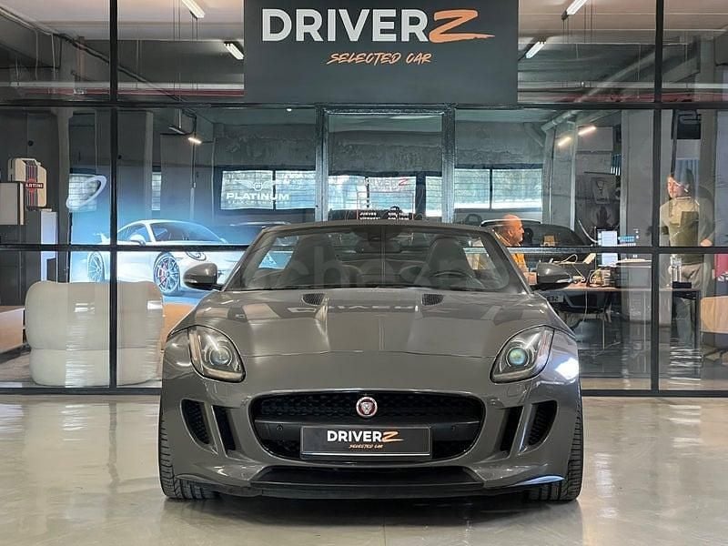 Usado Jaguar F-Type 380 CV (279 kW) 2017 Gris / plata Descapotable