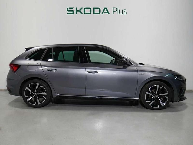 Usado Skoda Scala Monte Carlo 150 CV (110 kW) 2025 Gris Utilitario
