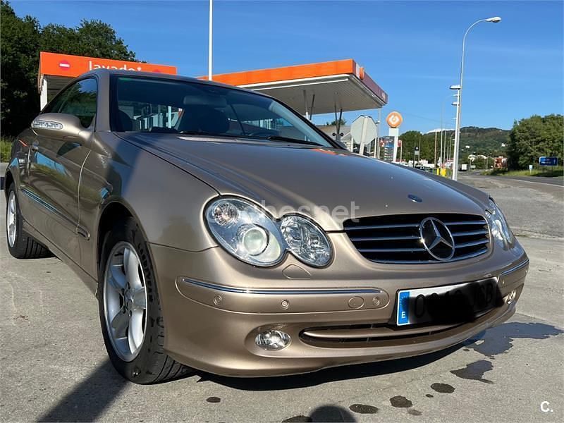 Beige Usado 2004 Mercedes CLK270 Avantgarde Coupe | 9999 € (Un poco caro) - Imagen 1/4
