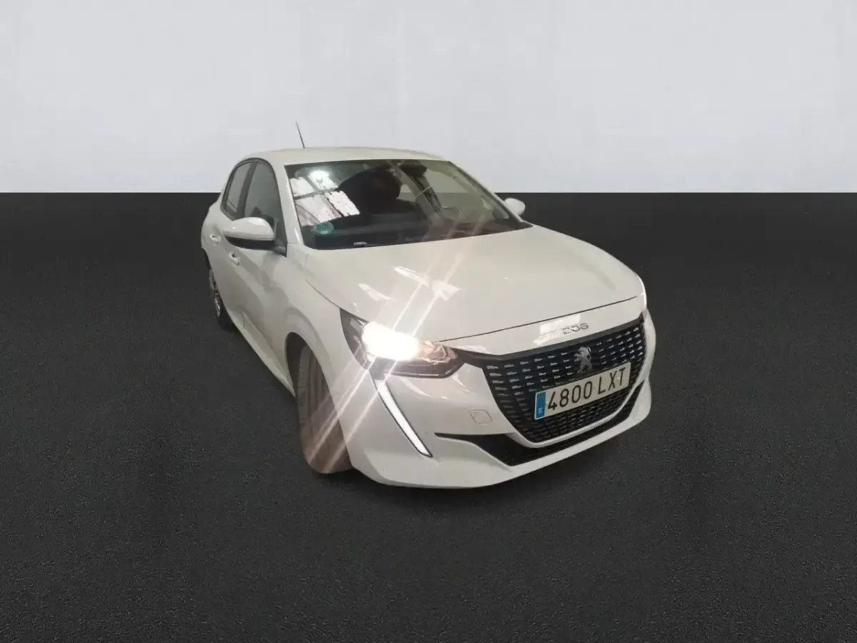 Usado Peugeot 208 Active 102 CV (75 kW) 2022 Blanco Utilitario