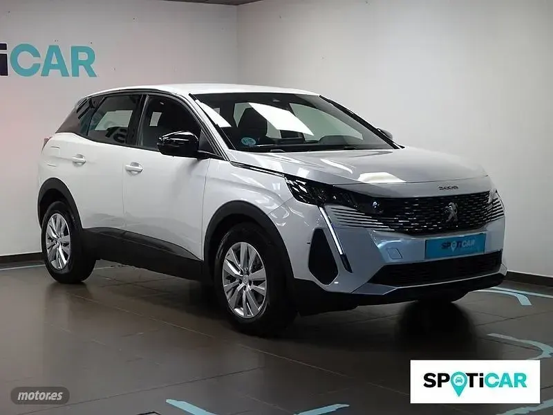 Usado Peugeot 3008 Active 130 CV (95 kW) 2023 Blanco SUV