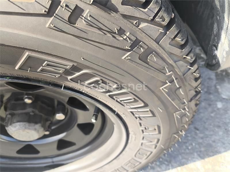 Usado Suzuki Jimny 80 CV (58 kW) 2003 Gris / plata SUV