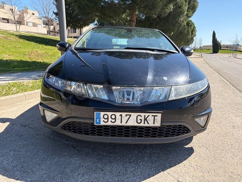 Usado Honda Civic Executive 140 CV (102 kW) 2009 Negro Berlina