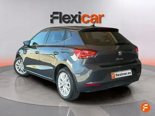 Usado Seat Ibiza XCELLENCE 115 CV (84 kW) 2025 Negro Utilitario