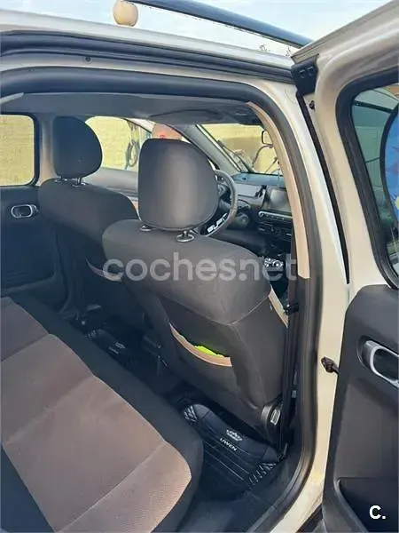 Usado Citroën C4 Cactus Shine Edition 92 CV (67 kW) 2015 Blanco Utilitario