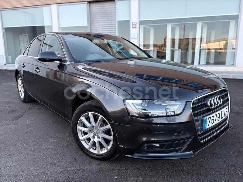 Gris / plata Usado 2015 Audi A4 Berlina | 12.999 € (Buen precio) - Imagen 1/4