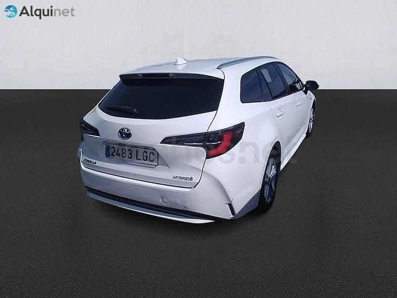 Usado Toyota Corolla Active 122 CV (89 kW) 2020 Blanco Familiar