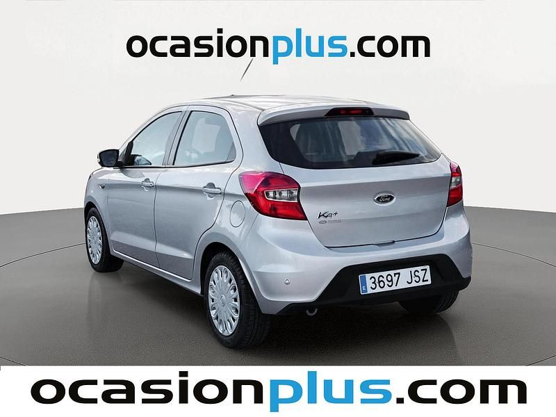 Usado Ford Ka Ultimate 85 CV (62 kW) 2016 Gris