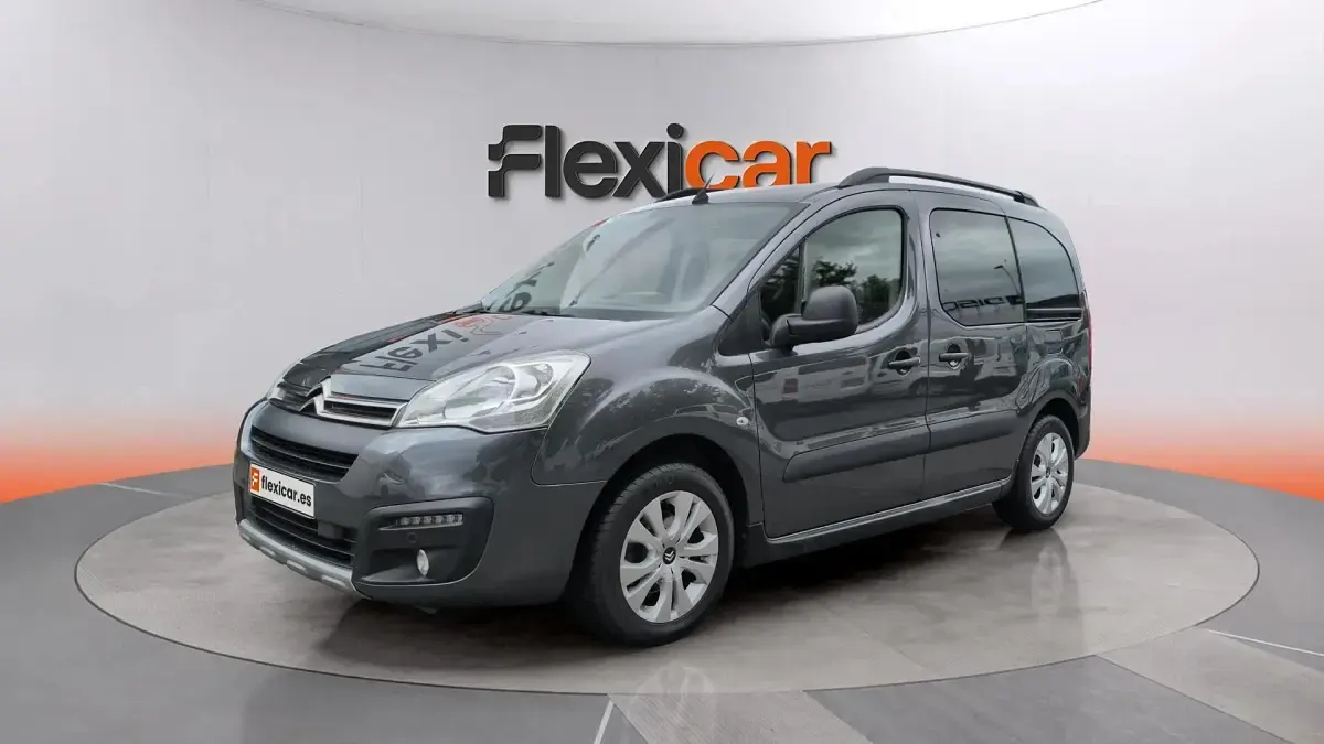 Usado Citroën Berlingo Live 101 CV (74 kW) 2018 Gris Monovolumen