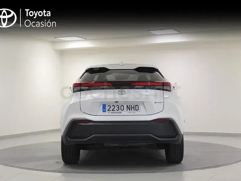Usado Toyota C-HR Advance 223 CV (164 kW) 2025 Blanco SUV
