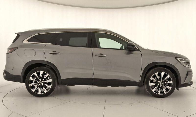 Usado Renault Espace Techno 200 CV (147 kW) 2024 Gris Monovolumen