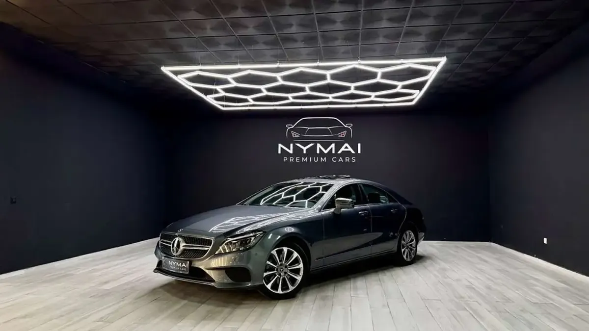 Usado Mercedes CLS250 204 CV (150 kW) 2017 Gris / plata Coupe
