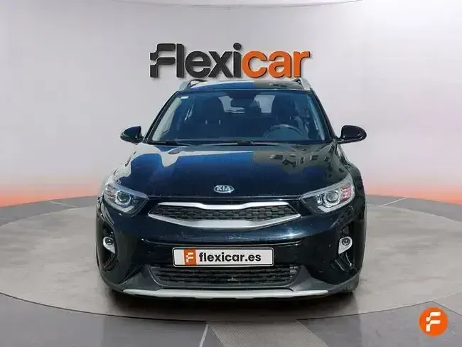 Usado Kia Stonic 84 CV (61 kW) 2019 Negro SUV