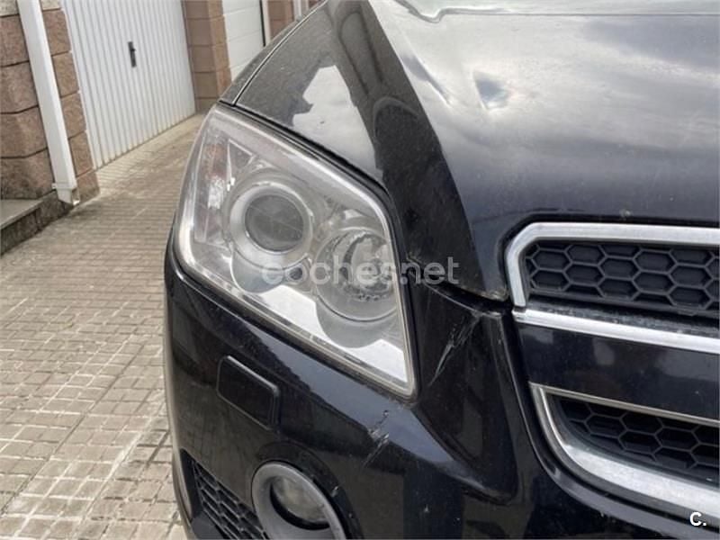 Usado Chevrolet Captiva 150 CV (110 kW) 2008 Negro SUV