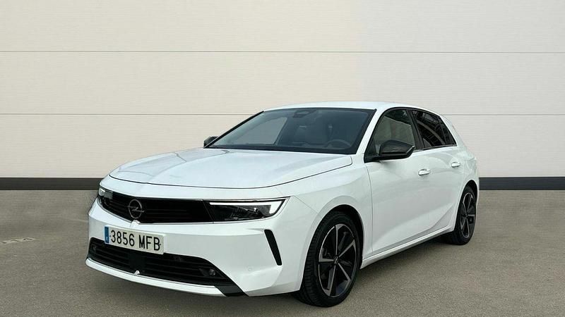 Usado Opel Astra Elegance 130 CV (95 kW) 2023 Blanco Utilitario