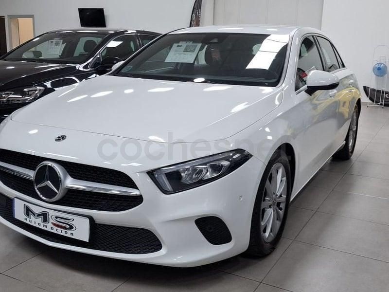 Usado Mercedes A180 116 CV (85 kW) 2019 Blanco Berlina