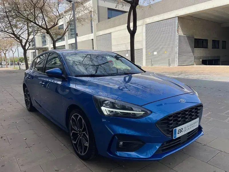 Usado Ford Focus ST-Line 125 CV (91 kW) 2020 Azul Berlina