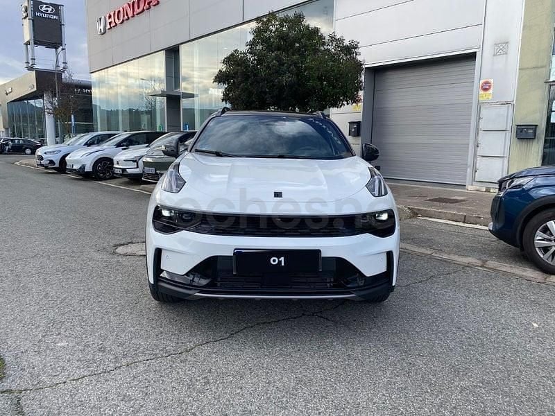 Usado Lynk & Co 01 276 CV (202 kW) 2025 Blanco SUV