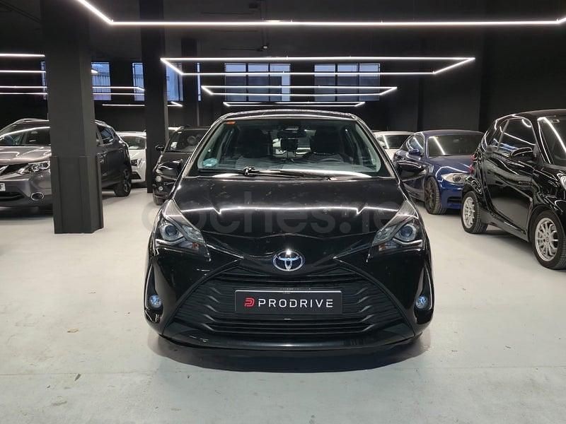 Usado Toyota Yaris Active 69 CV (50 kW) 2019 Negro Berlina