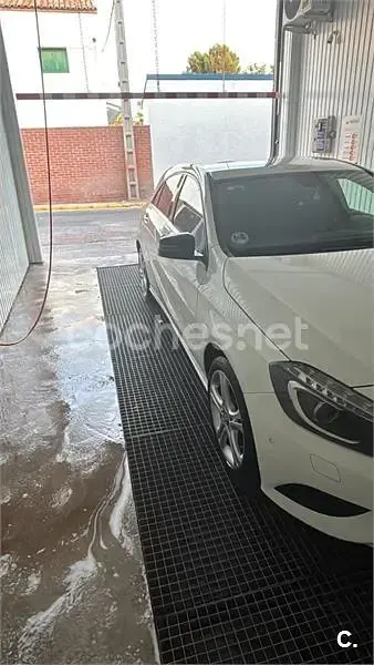 Usado Mercedes A180 Style 109 CV (80 kW) 2015 Blanco Berlina