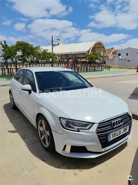 Usado Audi A3 Sport 110 CV (80 kW) 2017 Blanco Berlina