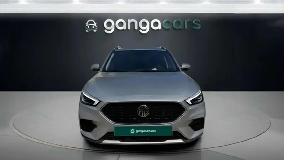 Usado MG ZS Luxury 111 CV (81 kW) 2023 Rojo SUV