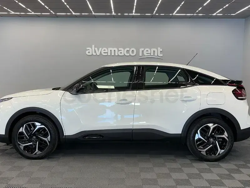 Usado Citroën C4 Feel 110 CV (80 kW) 2021 Blanco Berlina