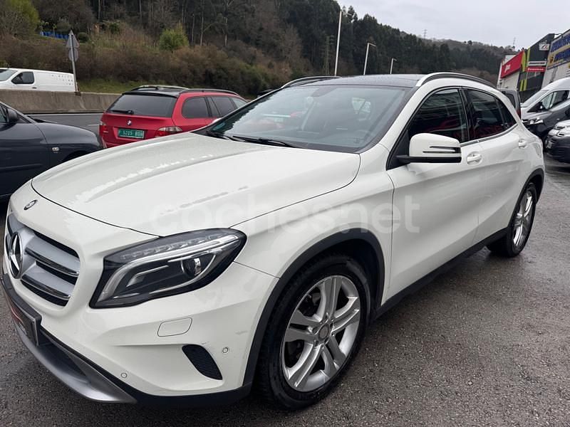 Usado Mercedes GLA200 Urban 136 CV (100 kW) 2016 Blanco SUV