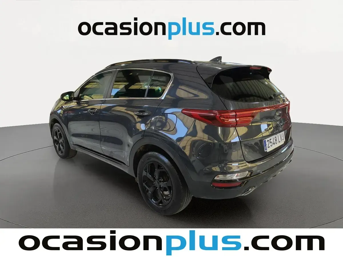 Usado Kia Sportage 132 CV (97 kW) 2021 Gris SUV