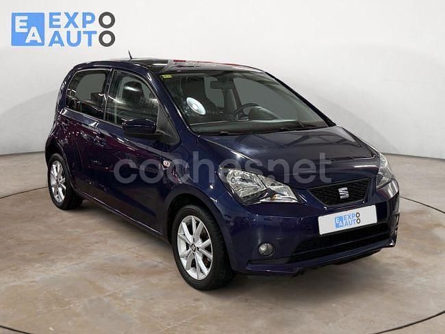 Usado Seat Mii Chic 75 CV (55 kW) 2016 Azul Utilitario