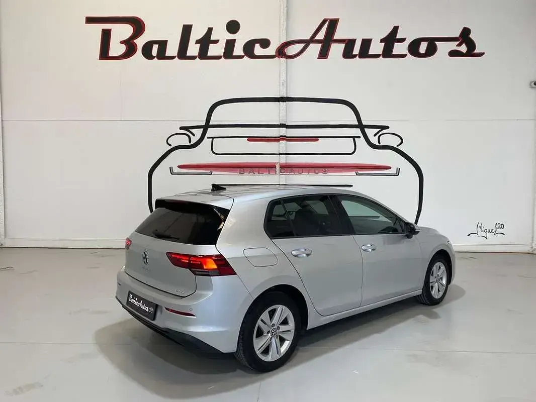 Usado VW Golf VIII 109 CV (80 kW) 2021 Gris Utilitario