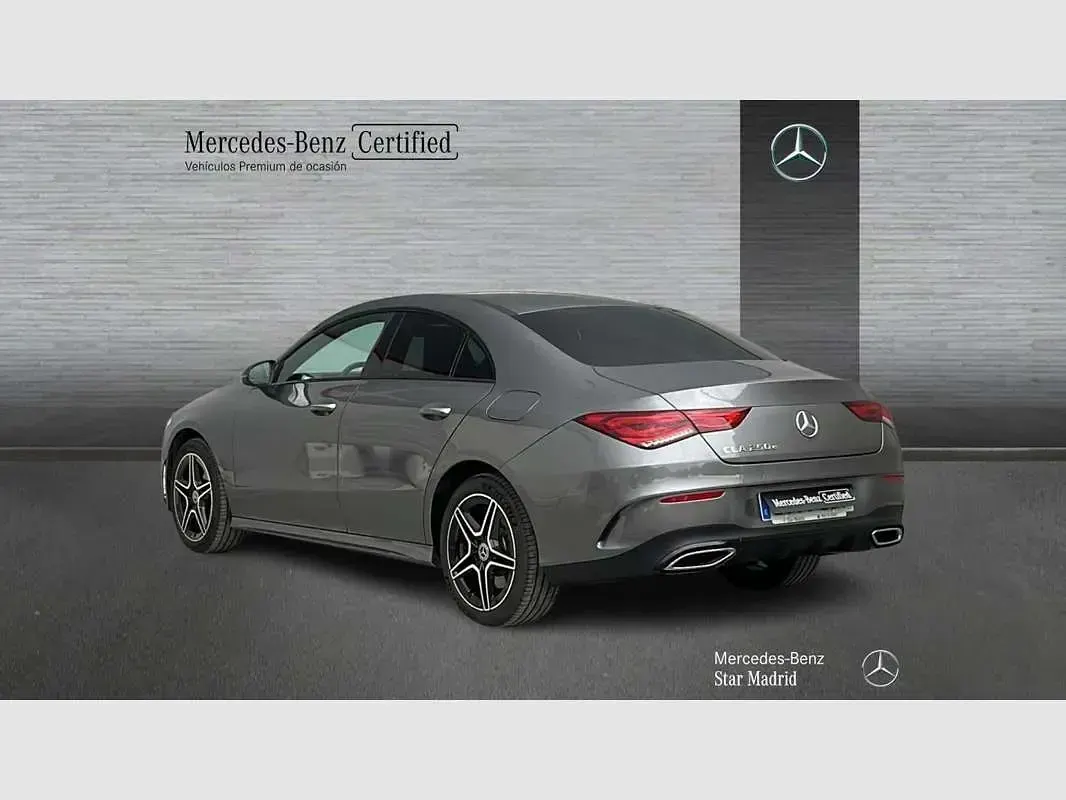 Usado Mercedes CLA250e 218 CV (160 kW) 2021 Gris Berlina