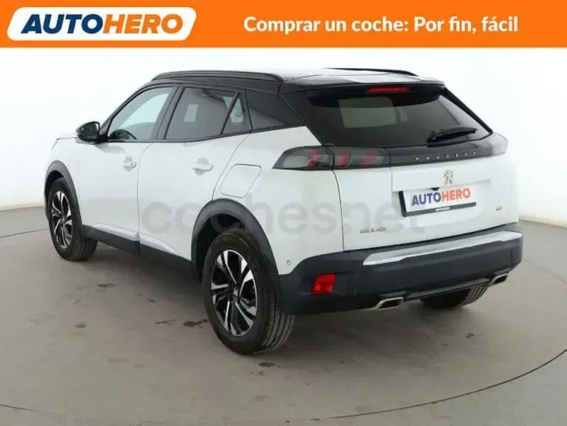 Usado Peugeot 2008 GT-line 131 CV (96 kW) 2020 Blanco SUV